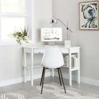 Corner Pocket Office: This tiny home office is fully functional, complete and even charming! The quaint corner office is