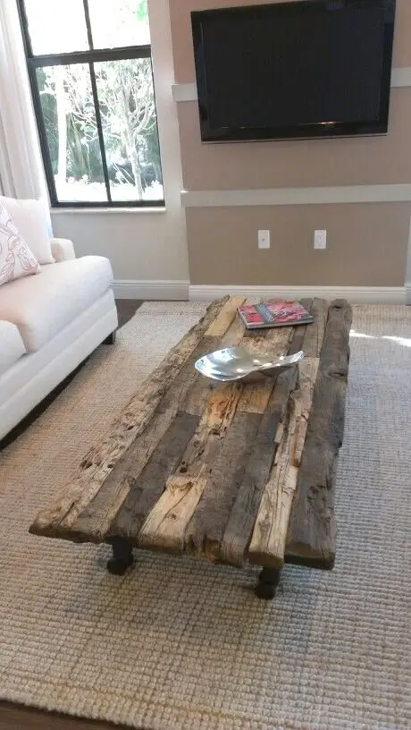 reclaimed wood coffee table