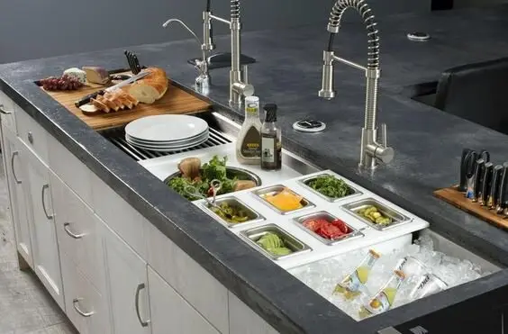 long party kitchen sink