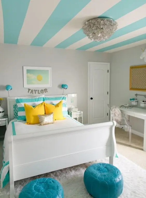 blue and white coastal bedroom