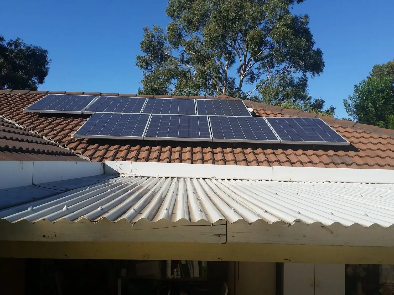 solar panels 2685357 1920