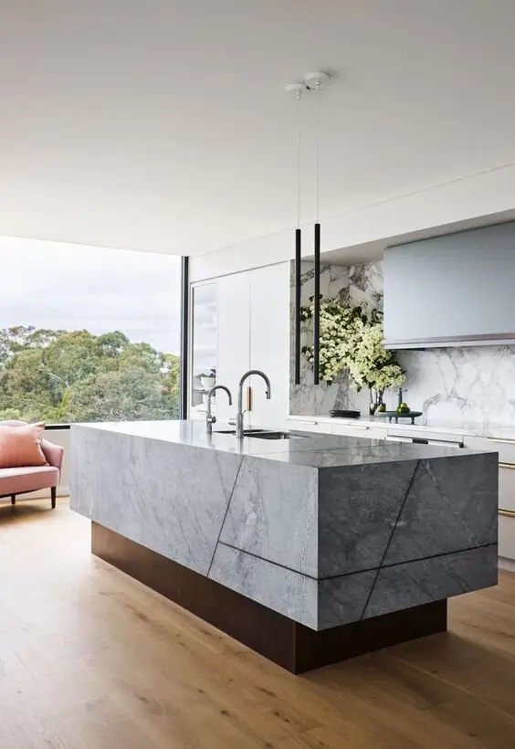 marble kitchen island