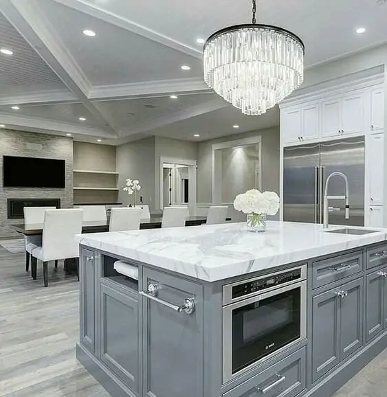 luxurious ktichen