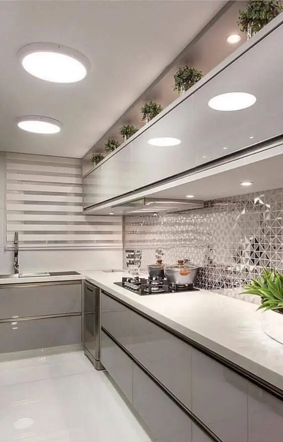 mirror splashback