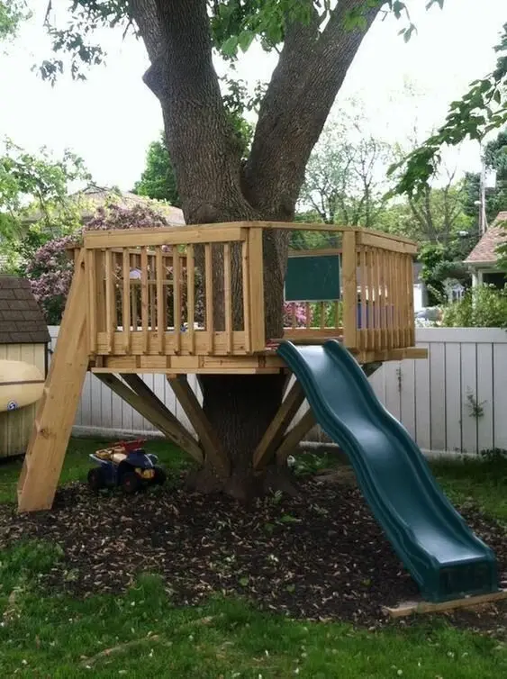 backyard treehouse