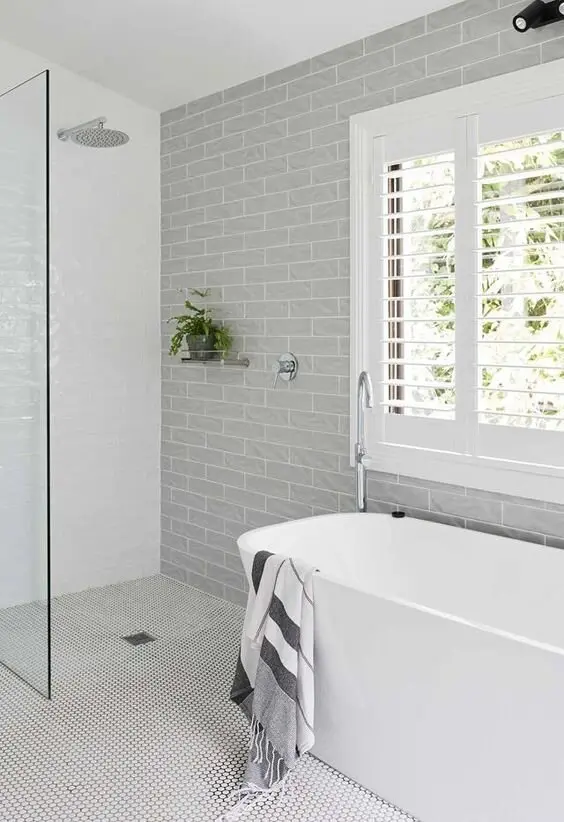 luxurious bathroom