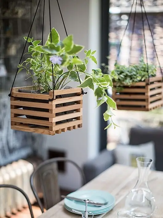 diy wood hanging planters