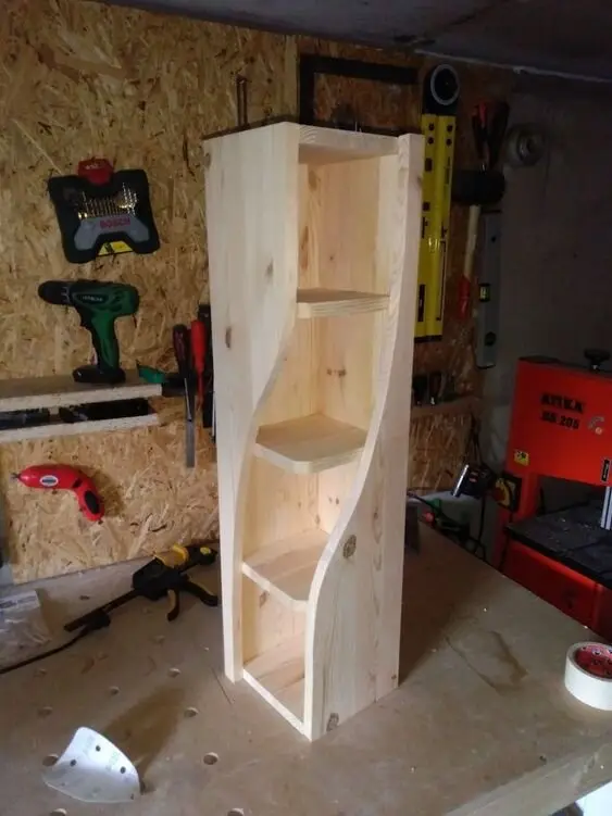 Twisty Shelf wood project: Shelves that zigzag instead of stacking straight. Same storage as a plain bookcase, twice the