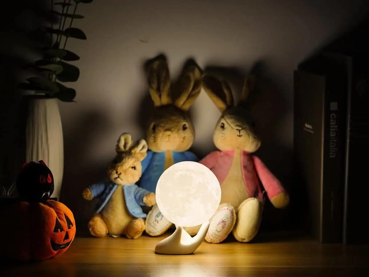 touch control moon lamp