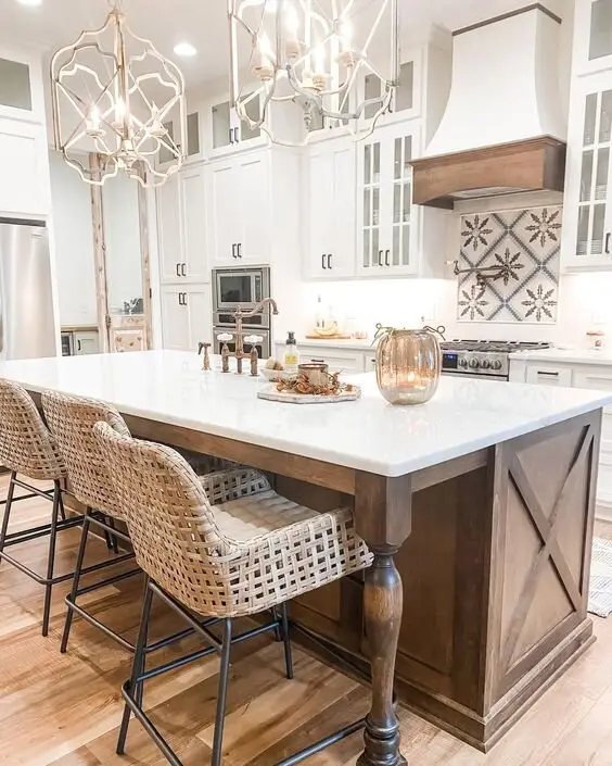 elegant farmhouse kitchen