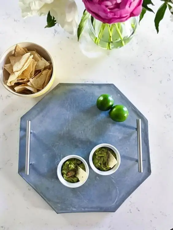 diy concrete tray